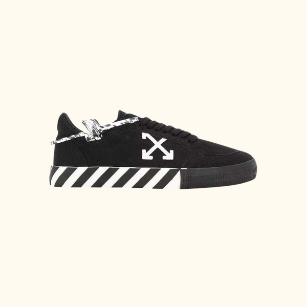 Off-White "Vulcanized Low Canvas" Sneakers Black